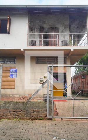 Casa à venda com 290m², 3 quartos e 1 vaga Casa à venda com 290m², 3 quartos e 1 vagaFachada
