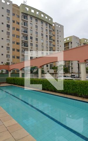 Apartamento para alugar com 50m², 2 quartos e 1 vagaÁrea comum - Piscina