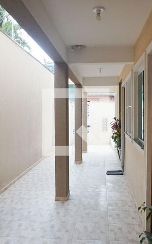 Apartamento à venda com 42m², 2 quartos e sem vagaÁrea comum