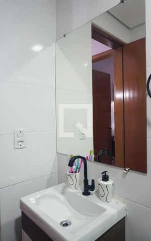 Apartamento à venda com 42m², 2 quartos e sem vagaBanheiro