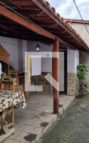 Casa à venda com 203m², 4 quartos e 3 vagas