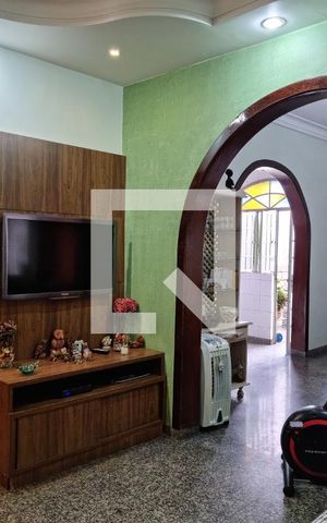 Casa à venda com 203m², 4 quartos e 3 vagas