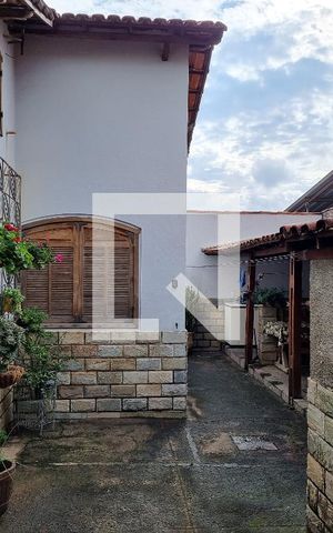 Casa à venda com 203m², 4 quartos e 3 vagas