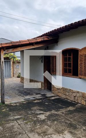Casa à venda com 203m², 4 quartos e 3 vagas