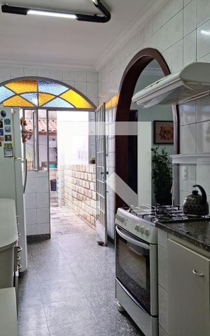 Casa à venda com 203m², 4 quartos e 3 vagas
