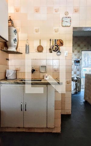 Casa à venda com 180m², 3 quartos e 1 vaga