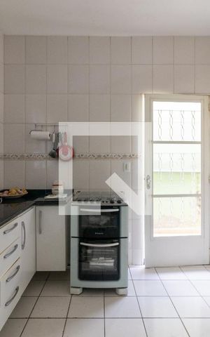Casa à venda com 227m², 4 quartos e 3 vagas