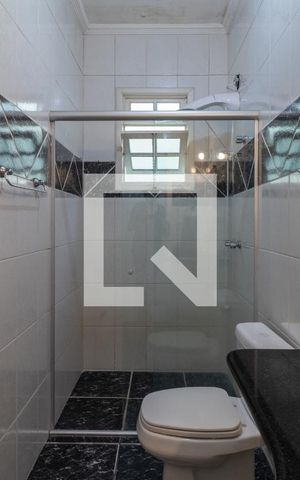 Casa à venda com 227m², 4 quartos e 3 vagas