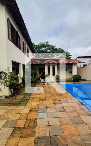 Casa à venda com 465m², 5 quartos e 5 vagas