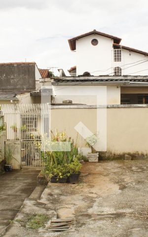 Casa à venda com 325m², 8 quartos e 6 vagas