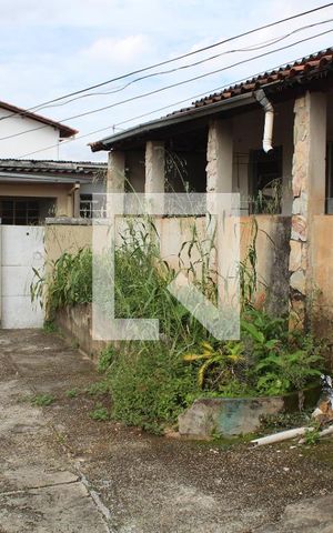 Casa à venda com 325m², 8 quartos e 6 vagas