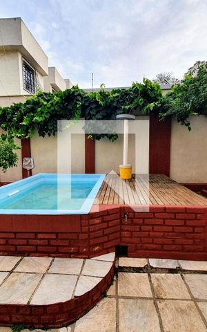 Casa para alugar com 325m², 4 quartos e 4 vagas