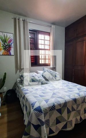 Casa para alugar com 325m², 4 quartos e 4 vagas