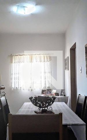 Casa à venda com 270m², 3 quartos e 3 vagas