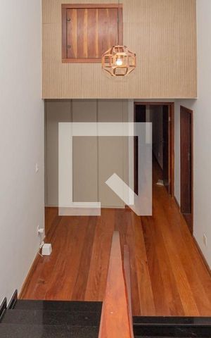 Casa à venda com 360m², 4 quartos e 5 vagas