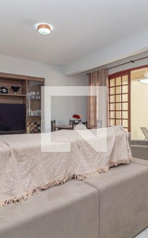 Casa à venda com 360m², 4 quartos e 5 vagas