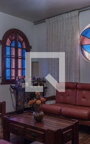 Casa à venda com 209m², 3 quartos e 3 vagas