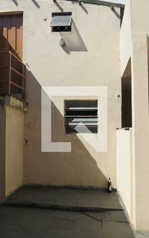 Casa à venda com 135m², 4 quartos e 1 vaga