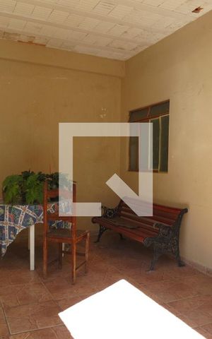 Casa à venda com 135m², 4 quartos e 1 vaga