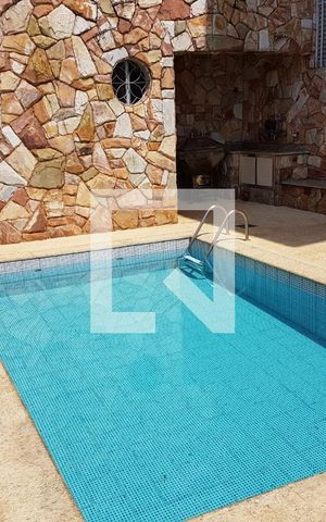 Casa à venda com 395m², 4 quartos e 5 vagas
