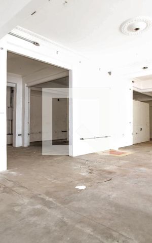 Casa à venda com 559m², 7 quartos e 8 vagas