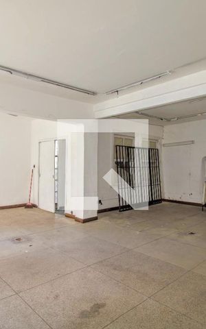 Casa à venda com 559m², 7 quartos e 8 vagas