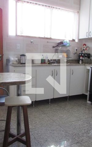Apartamento à venda com 165m², 4 quartos e 4 vagas