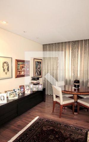 Apartamento à venda com 310m², 4 quartos e 3 vagas