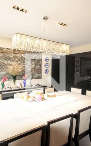 Apartamento à venda com 310m², 4 quartos e 3 vagas