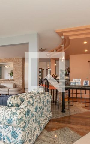 Casa à venda com 760m², 4 quartos e 12 vagas