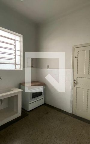 Casa à venda com 300m², 5 quartos e 2 vagas