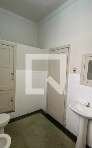 Casa à venda com 300m², 5 quartos e 2 vagas