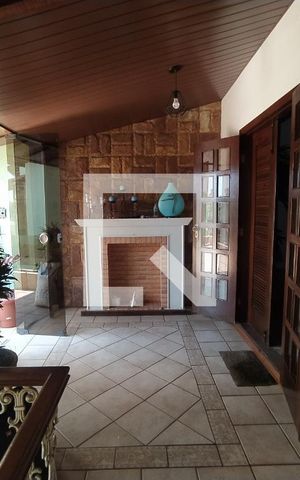 Casa à venda com 250m², 2 quartos e 3 vagas