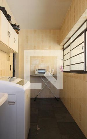 Casa à venda com 320m², 6 quartos e 3 vagas