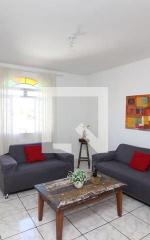 Casa à venda com 320m², 6 quartos e 3 vagas