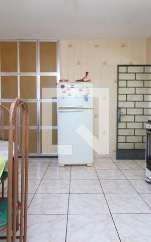 Casa à venda com 320m², 6 quartos e 3 vagas