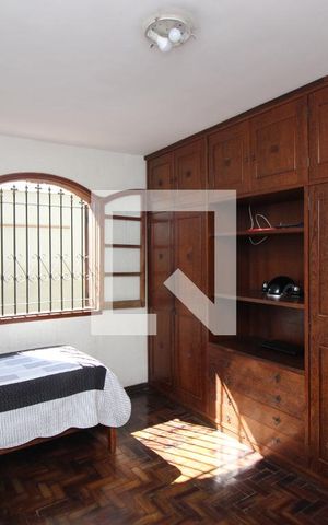 Casa à venda com 320m², 6 quartos e 3 vagas