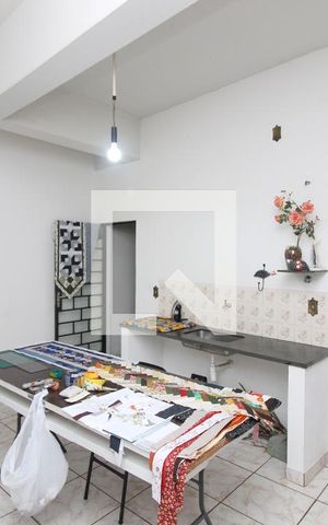 Casa à venda com 320m², 6 quartos e 3 vagas