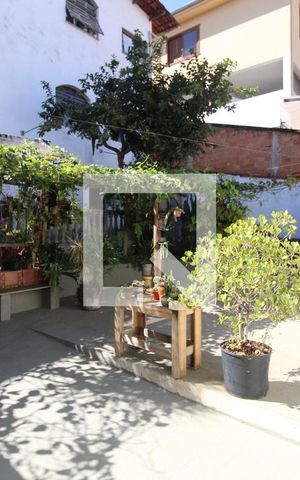 Casa à venda com 320m², 6 quartos e 3 vagas