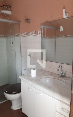 Casa à venda com 436m², 5 quartos e 4 vagas