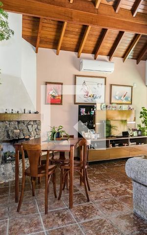 Casa para alugar com 306m², 3 quartos e 4 vagasSala de Lareira