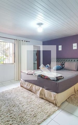 Casa à venda com 196m², 5 quartos e 2 vagas Casa à venda com 196m², 5 quartos e 2 vagasQuarto 3 - suite