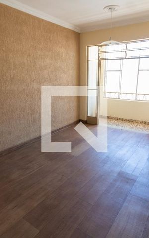 Apartamento à venda com 150m², 3 quartos e sem vaga Apartamento à venda com 150m², 3 quartos e sem vagaSala