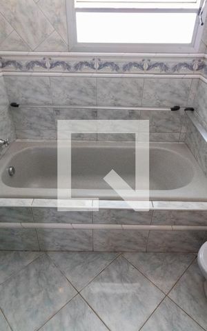 Apartamento à venda com 150m², 3 quartos e sem vaga Apartamento à venda com 150m², 3 quartos e sem vagaBanheiro