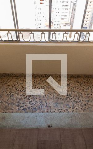 Apartamento à venda com 150m², 3 quartos e sem vaga Apartamento à venda com 150m², 3 quartos e sem vagaSacada