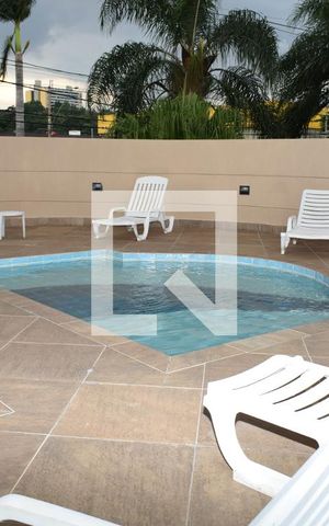 Apartamento para alugar com 72m², 3 quartos e 1 vagaPiscina