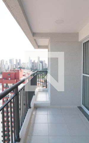 Apartamento à venda com 45m², 2 quartos e 1 vagaVaranda