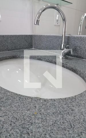 Apartamento à venda com 45m², 2 quartos e 1 vagaBanheiro - pia