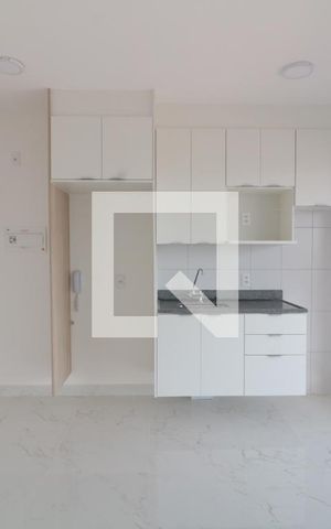 Apartamento à venda com 45m², 2 quartos e 1 vagaSala/Cozinha