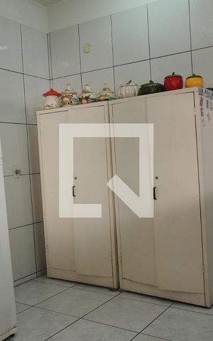 Casa à venda com 680m², 8 quartos e 9 vagasCozinha 